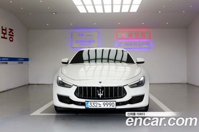 Maserati Ghibli 3.0 GranLusso 3rd — пробег 51 000 км — фото 3 из 5