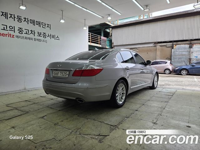 Hyundai Genesis из Кореи Encar