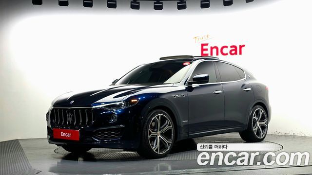 Maserati Levante 3.0 AWD GranLusso — пробег 67 448 км — фото 1 из 5
