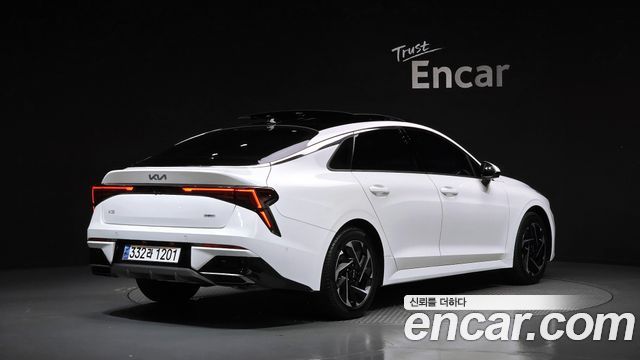 Kia K5 Signature — пробег 18 962 км — фото 2 из 5