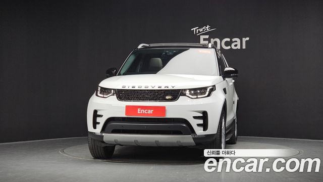 Land Rover Discovery 3.0 SD6 HSE — пробег 25 904 км — фото 3 из 5