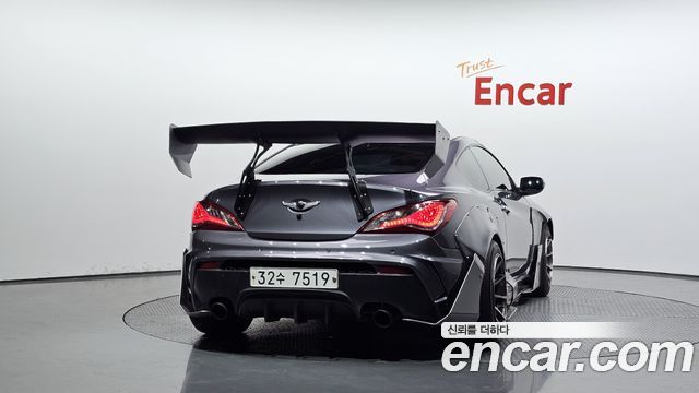 Hyundai Genesis из Кореи Encar