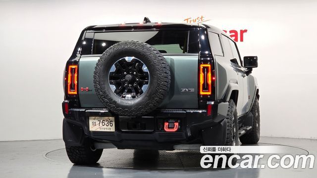 GMC Hummer EV e4WD — пробег 330 км — фото 4 из 5
