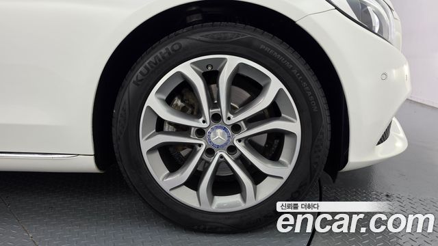 Mercedes-Benz C-Class из Кореи Encar