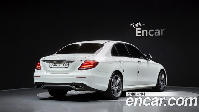 Mercedes-Benz E-Class E300 AMG Line — пробег 87 758 км — фото 2 из 5