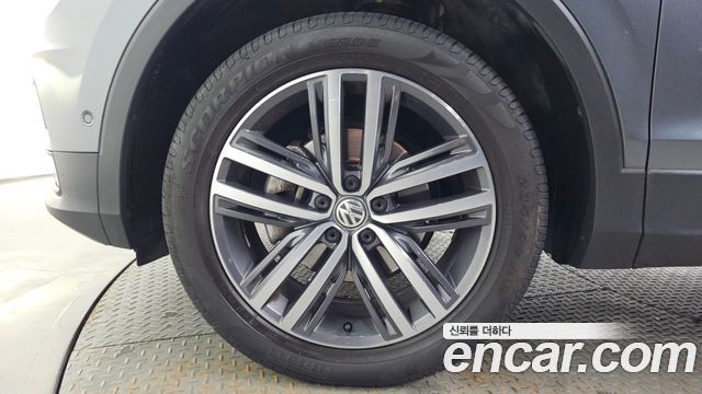 Volkswagen Tiguan 2.0 TDI Prestige — пробег 95 440 км — фото 5 из 5