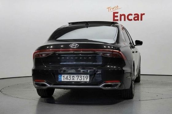 Hyundai Grandeur 3.0 LPi Rent Car Premium — пробег 97 689 км — фото 4 из 5