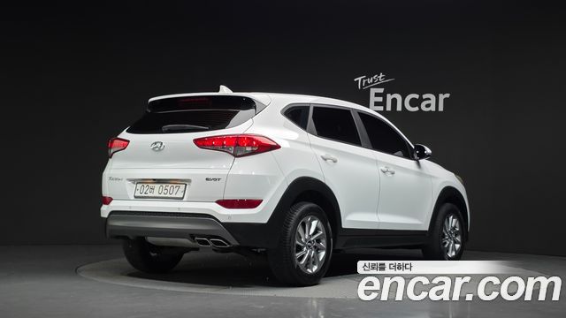 Hyundai Tucson Diesel 2.0 2WD Style — пробег 95 429 км — фото 2 из 5