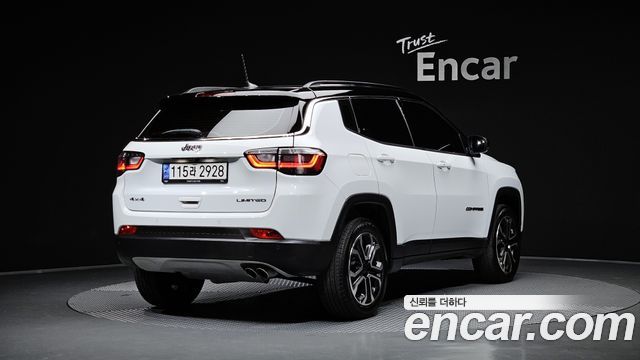 Jeep Compass 2.4 Limitied AWD — пробег 15 692 км — фото 2 из 5