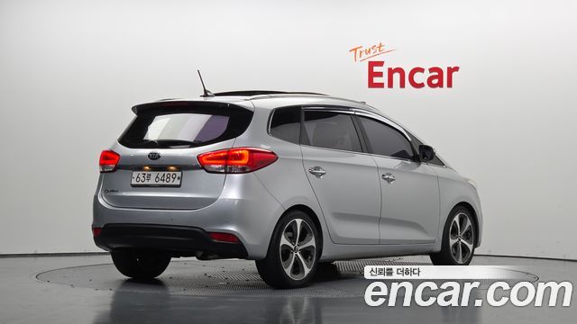 Kia Carens из Кореи Encar