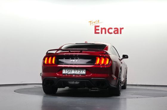 Ford Mustang GT Coupe — пробег 109 901 км — фото 4 из 5