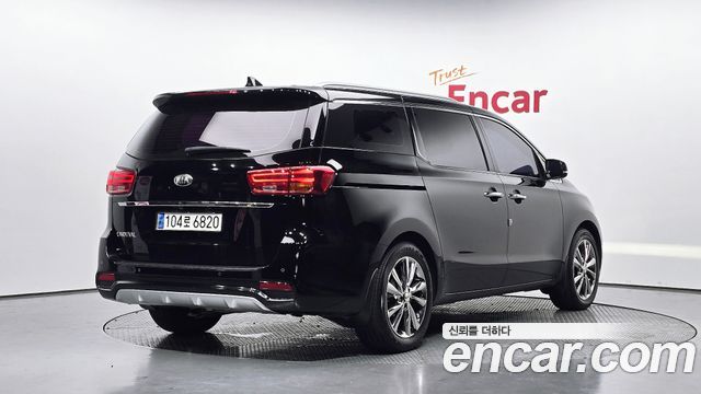 Kia Carnival 9-Seater Noblesse — пробег 149 326 км — фото 2 из 5