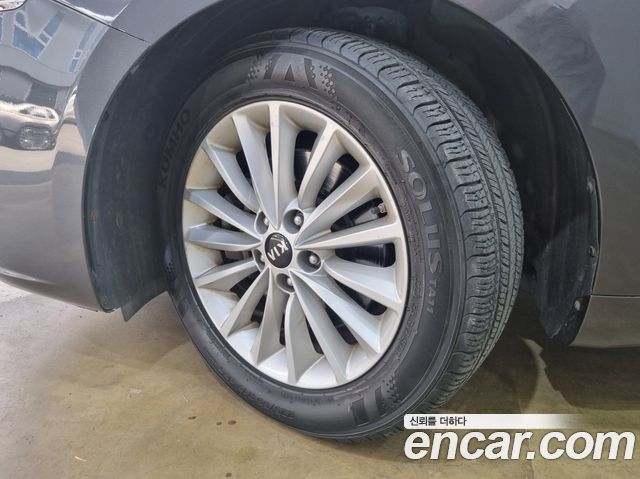 Kia K7 из Кореи Encar