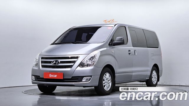 Hyundai Starex 11-Seater Wagon Smart — пробег 225 026 км — фото 1 из 5