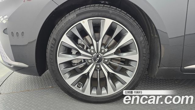 Kia K8 из Кореи Encar