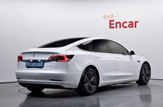 Tesla Model 3 Long Range AWD — пробег 140 770 км — фото 2 из 5