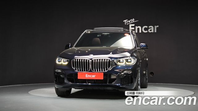 BMW X5 xDrive 45e M Sport — пробег 124 949 км — фото 3 из 5