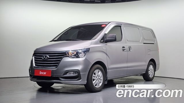 Hyundai Starex Van 3-Seater Smart — пробег 119 982 км — фото 1 из 5