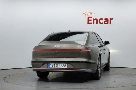 Hyundai Grandeur 2,5 Gasoline 2WD Premium — пробег 24 400 км — фото 4 из 5