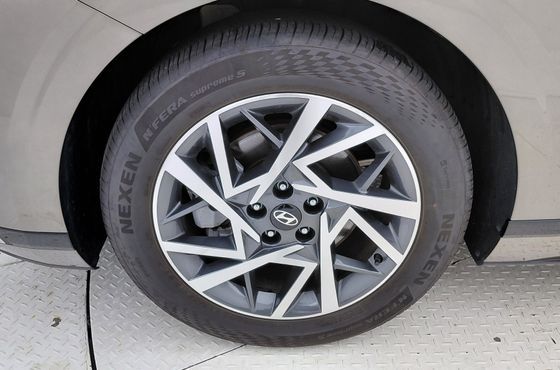 Hyundai Grandeur 2,5 Gasoline 2WD Premium — пробег 24 400 км — фото 5 из 5