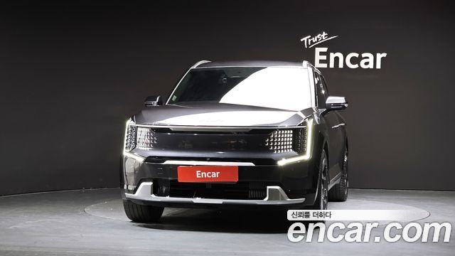 Kia EV9 Long Range 4WD Earth — пробег 32 189 км — фото 3 из 5