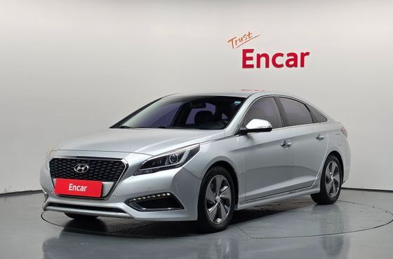 Hyundai Sonata 2.0 HEV Premium — пробег 157 347 км — фото 1 из 5