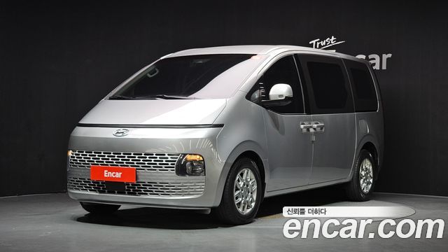 Hyundai Staria Cargo 5-Seater Modern — пробег 315 823 км — фото 1 из 5