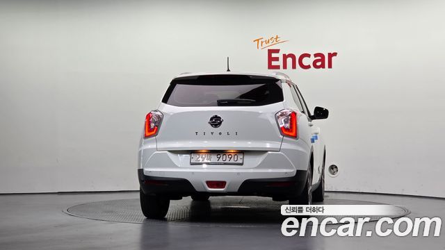 Ssangyong TIBOLI из Кореи Encar