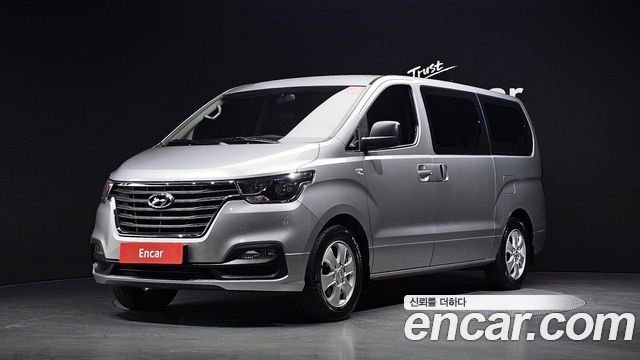 Hyundai Starex Wagon 12-Seater Smart — пробег 74 982 км — фото 1 из 5