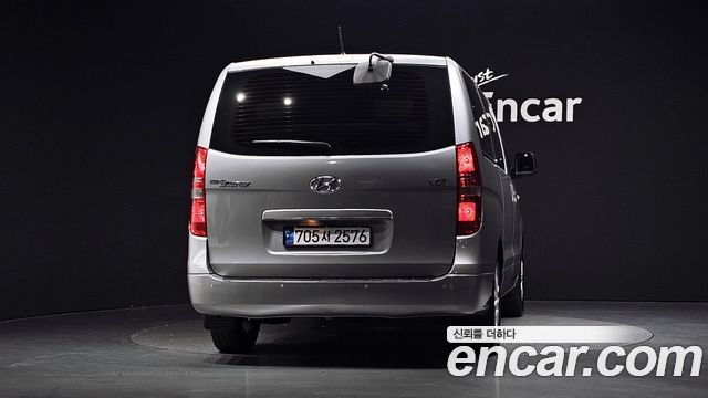 Hyundai Starex Wagon 12-Seater Smart — пробег 74 982 км — фото 4 из 5