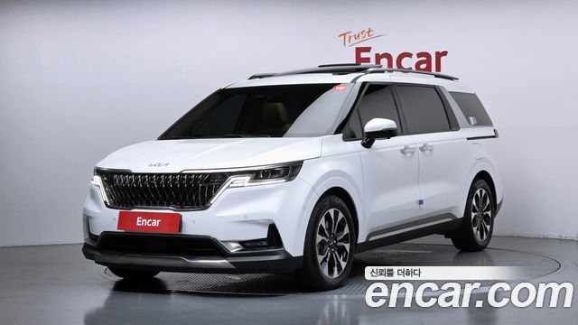 Kia Carnival Diesel 7-Seater Signature — пробег 45 051 км — фото 1 из 5