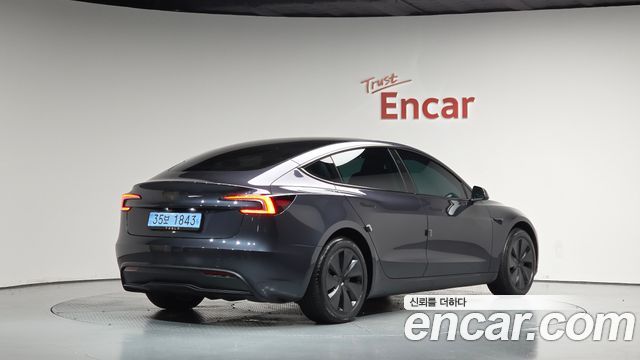 Tesla Model 3 Premium Long Range RWD — пробег 7 929 км — фото 2 из 5