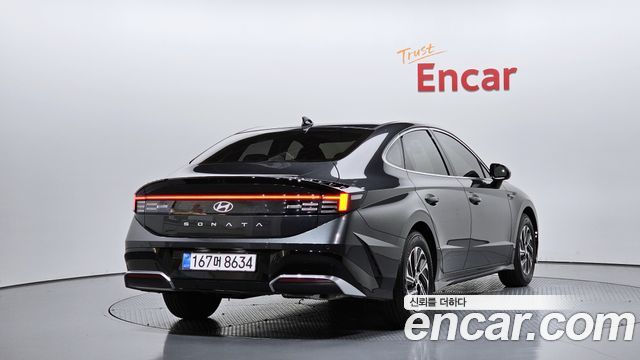 Hyundai Sonata S — пробег 10 747 км — фото 2 из 5