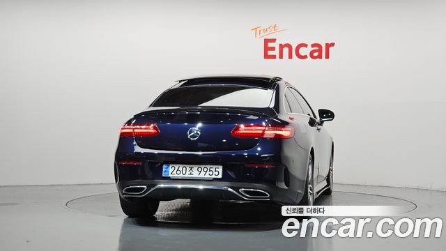 Mercedes-Benz E-Class из Кореи Encar