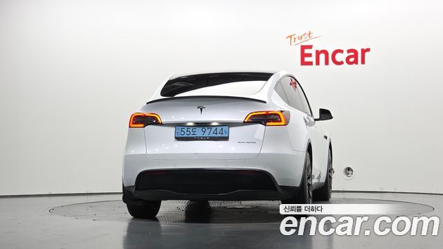 Tesla Model Y Long Range AWD — пробег 93 543 км — фото 4 из 5