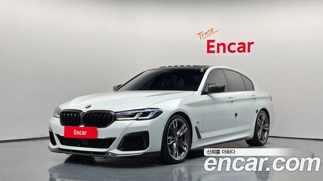 BMW 5-Series M550i xDrive — пробег 44 195 км — фото 1 из 5