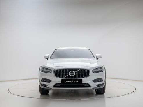Volvo V90 B5 Ultra AWD — пробег 10 905 км — фото 3 из 5