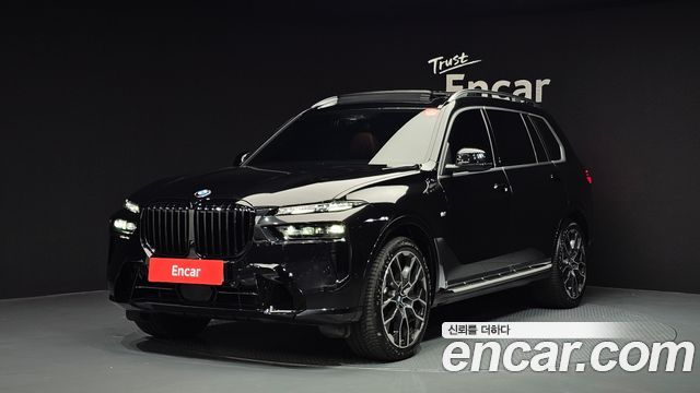BMW X7 xDrive 40d M Sport 6STR — пробег 9 901 км — фото 1 из 5