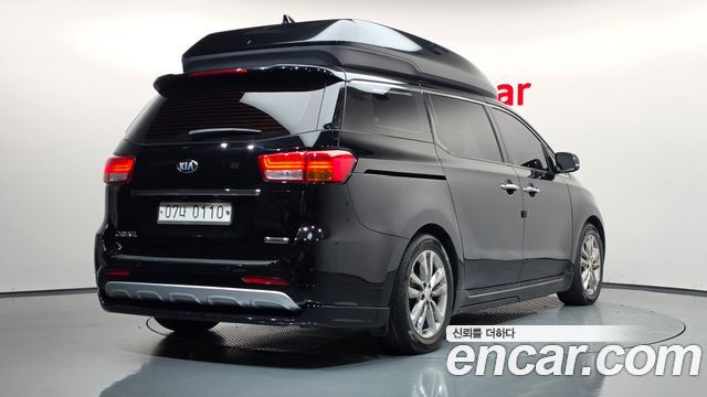 Kia Carnival из Кореи Encar