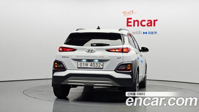 Hyundai Kona из Кореи Encar