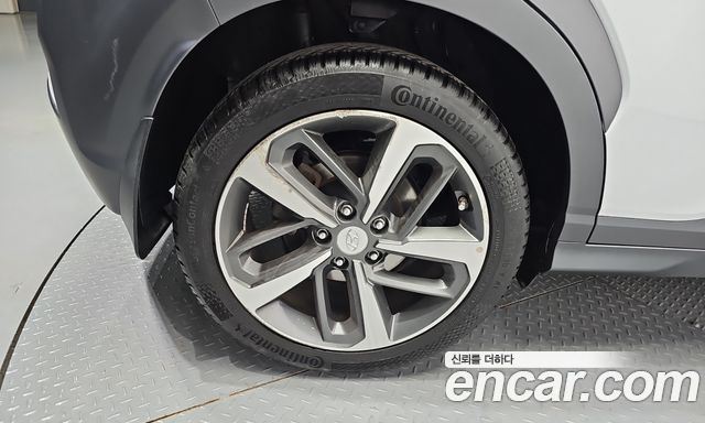 Hyundai Kona из Кореи Encar
