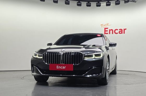 BMW 7-Series 740Li xDrive Design Pure Excellence — пробег 80 188 км — фото 3 из 5