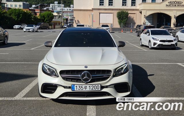 Mercedes-Benz E-Class E63 AMG 4MATIC+ — пробег 131 000 км — фото 3 из 5