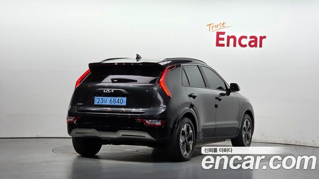 Kia Niro Earth — пробег 25 713 км — фото 2 из 5