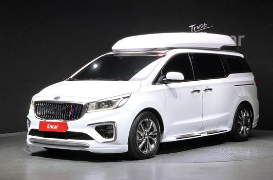 Kia Carnival 9-Seater Hi-Limousine Noblesse Special — пробег 152 441 км — фото 1 из 5