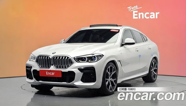 BMW X6 xDrive40i M Sport — пробег 49 286 км — фото 1 из 5