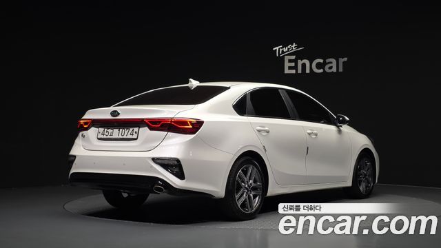 Kia K3 из Кореи Encar