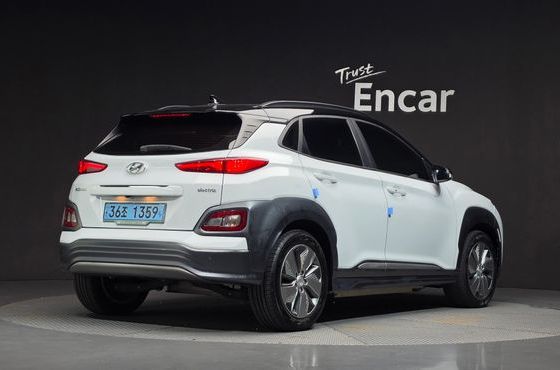 Hyundai Kona Premium — пробег 178 220 км — фото 2 из 5
