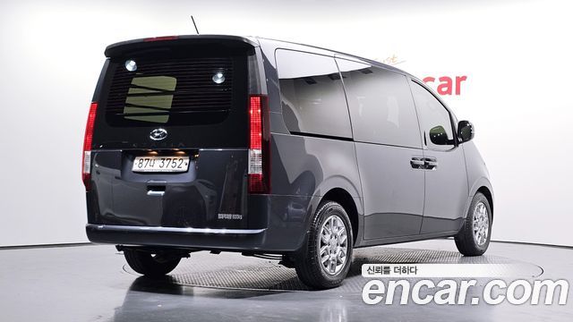 Hyundai Staria Cargo 5-Seater Modern — пробег 116 046 км — фото 2 из 5