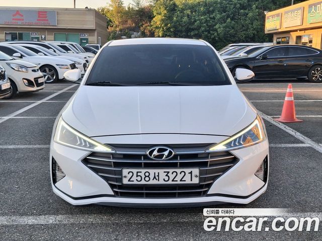 Hyundai AVANTE 1.6 Smart Choice — пробег 81 000 км — фото 2 из 5